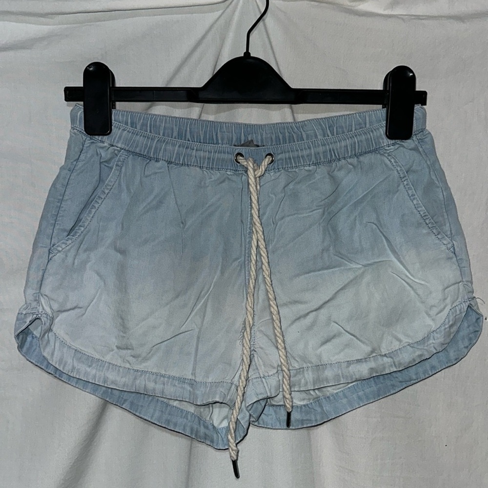 light blue chambray Aerie drawstring shorts size xs